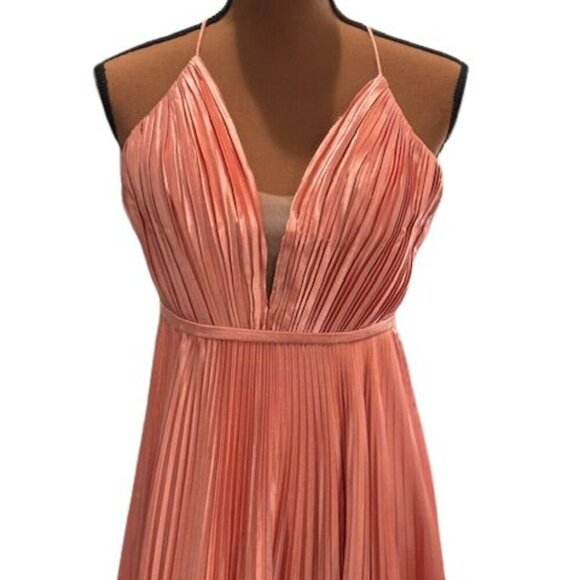 Ieena for Mac Duggal Rose Gold Plunge Neck Pleated Evening Gown – Size 0 – NWOT - Picture 2 of 12
